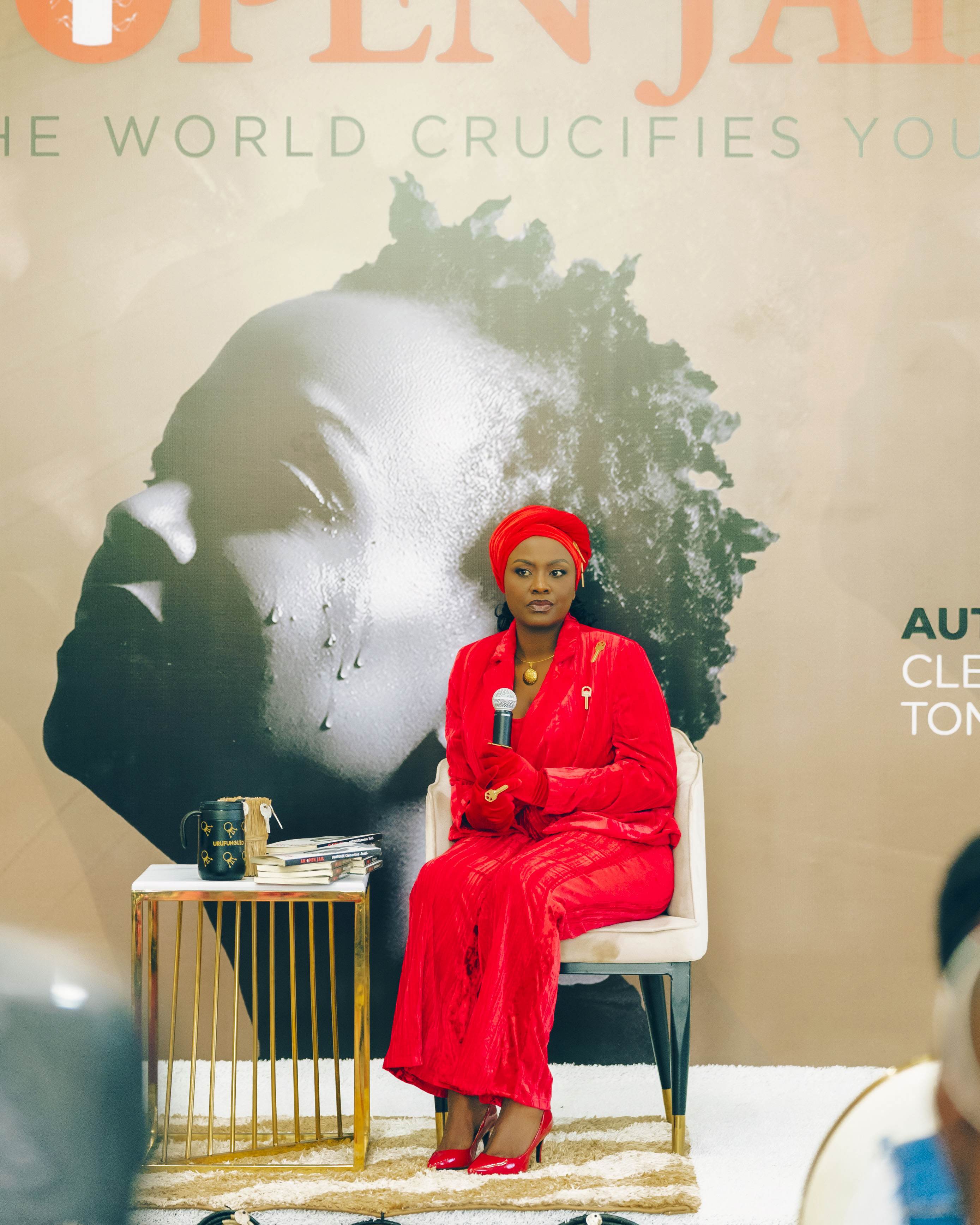 Tonzi performing at New Year's concert